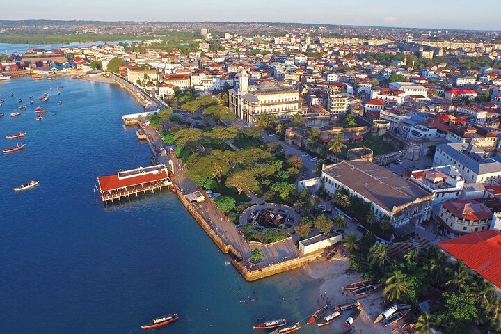 Spice Farm, Stone Town & Prison Island Tour